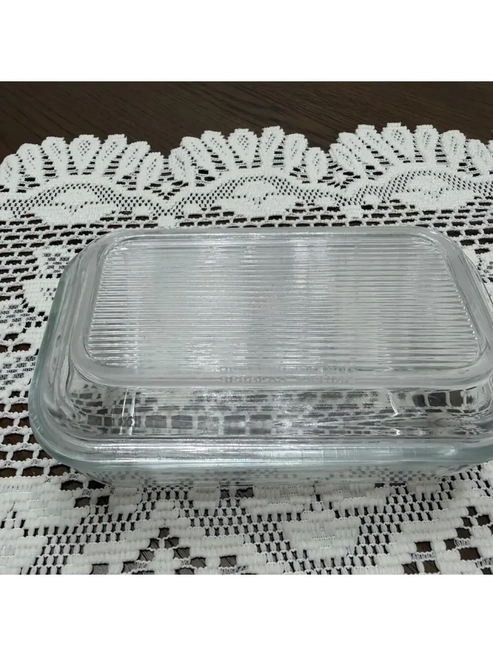 This is a vintage Arcoroc France clear glass refrigerator dish